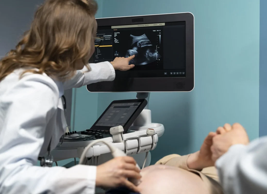 gynecologist-performing-ultrasound-consultation